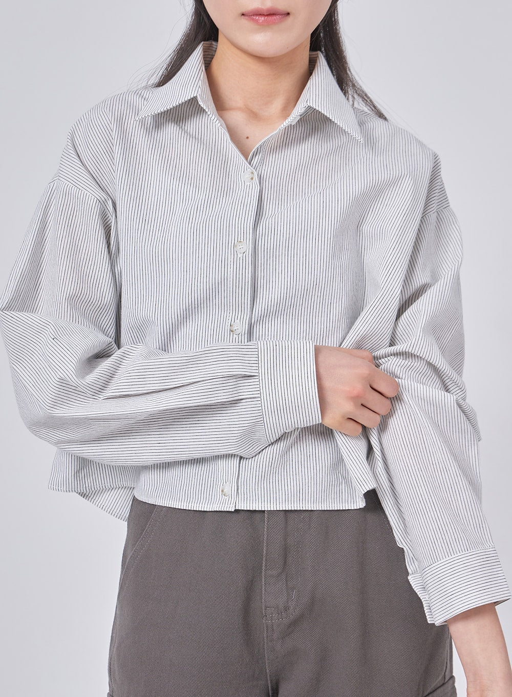 Pinstripe Cropped Shirt IF324