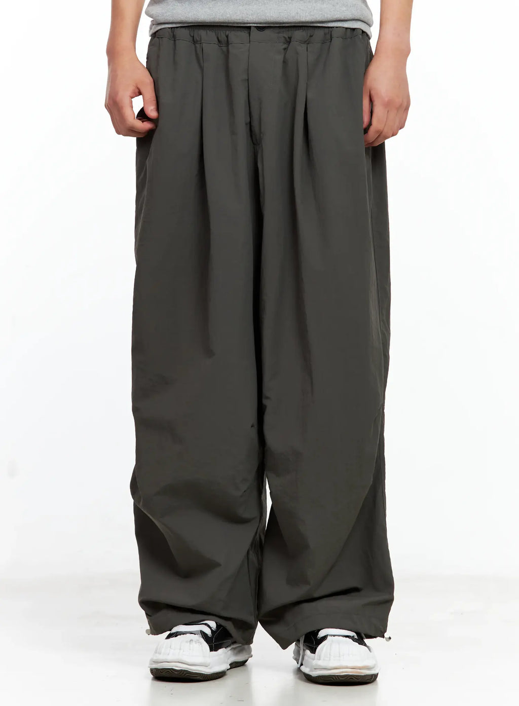 Men's Seam Detail Balloon-Fit Drawstring Pants IL511