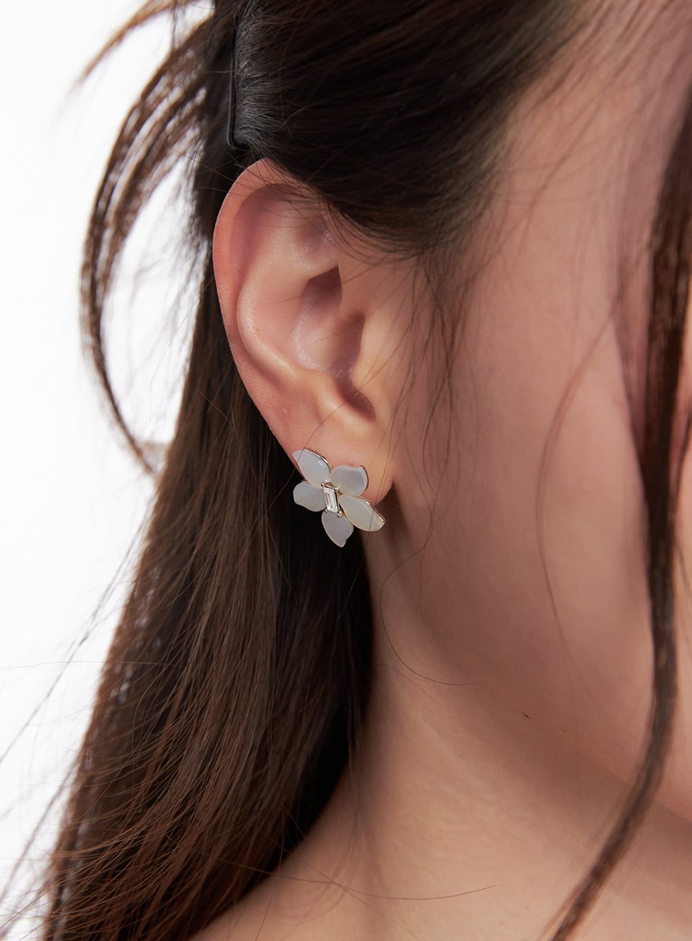 Luna Petal Earrings IM531