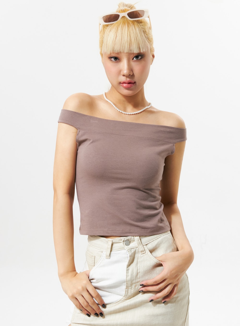 Off-Shoulder Sleeveless Top IG302
