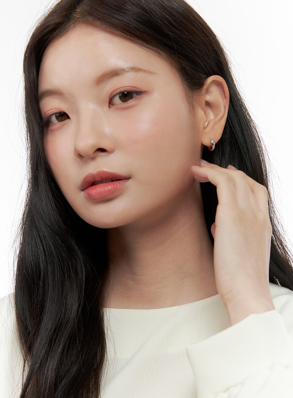 Amelia Earrings IO404