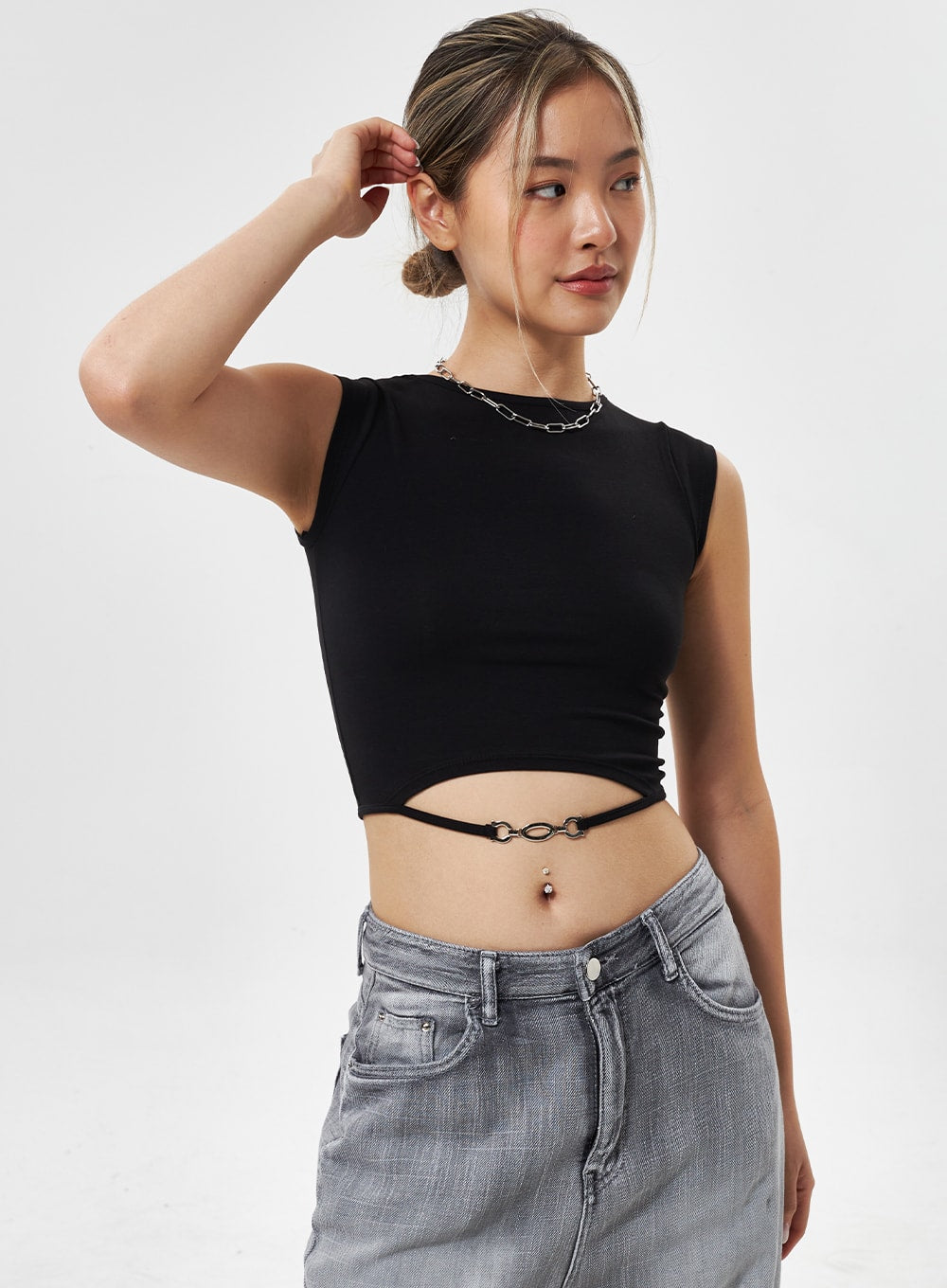Chain Detail Cropped Top CY330