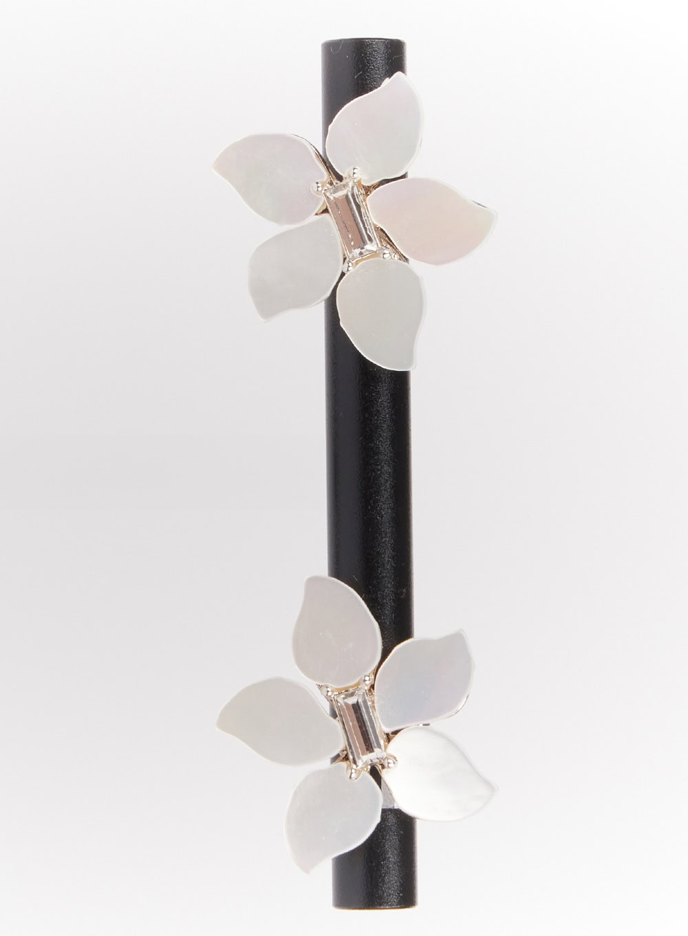 Luna Petal Earrings IM531