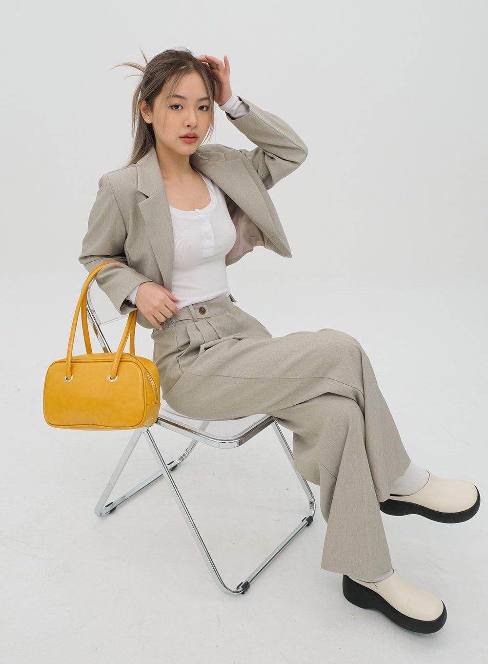 Scoop Neck Long Sleeve T Shirt with Front Buttons CM2