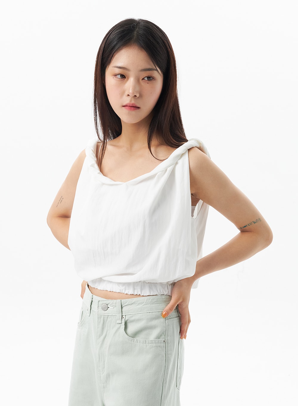 Scoop Back Cropped Top OU319