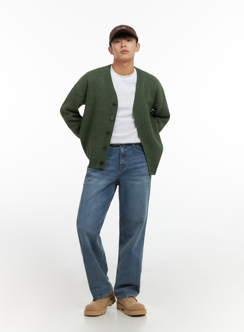 Men's Classic Washed Straight Fit Denim Jeans IO420