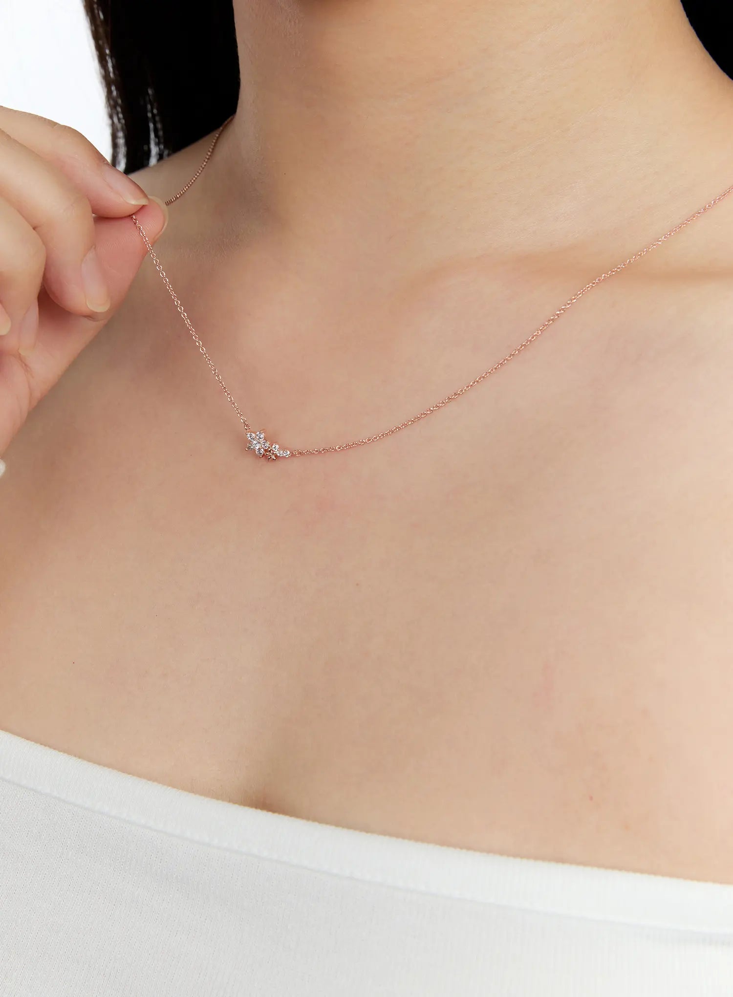 Mini Quince Bloom Necklace IS517