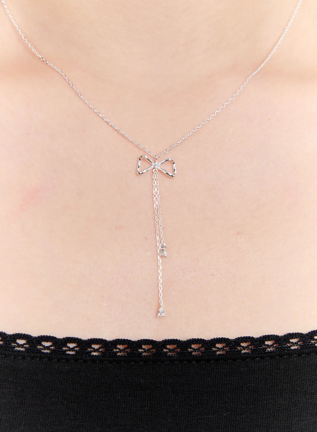 Iris Beam Necklace IU527