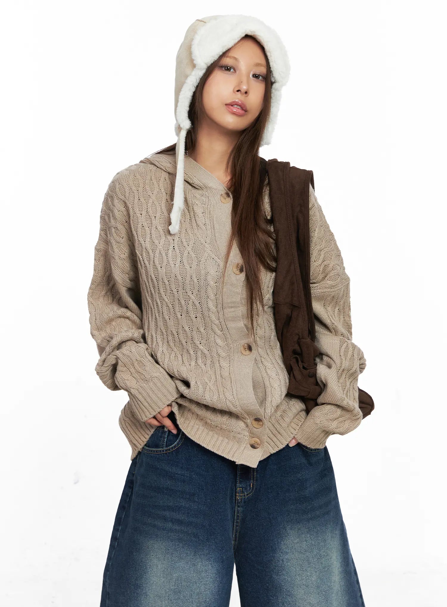 Oversized Cable Knit Button-Up Hoodie CO510