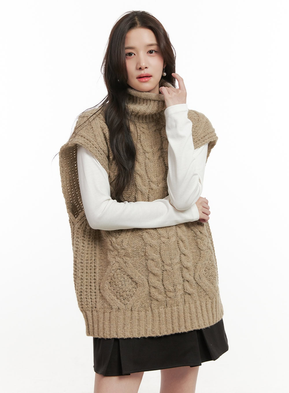 Cable Knit Oversize Turtle Neck Vest ON429
