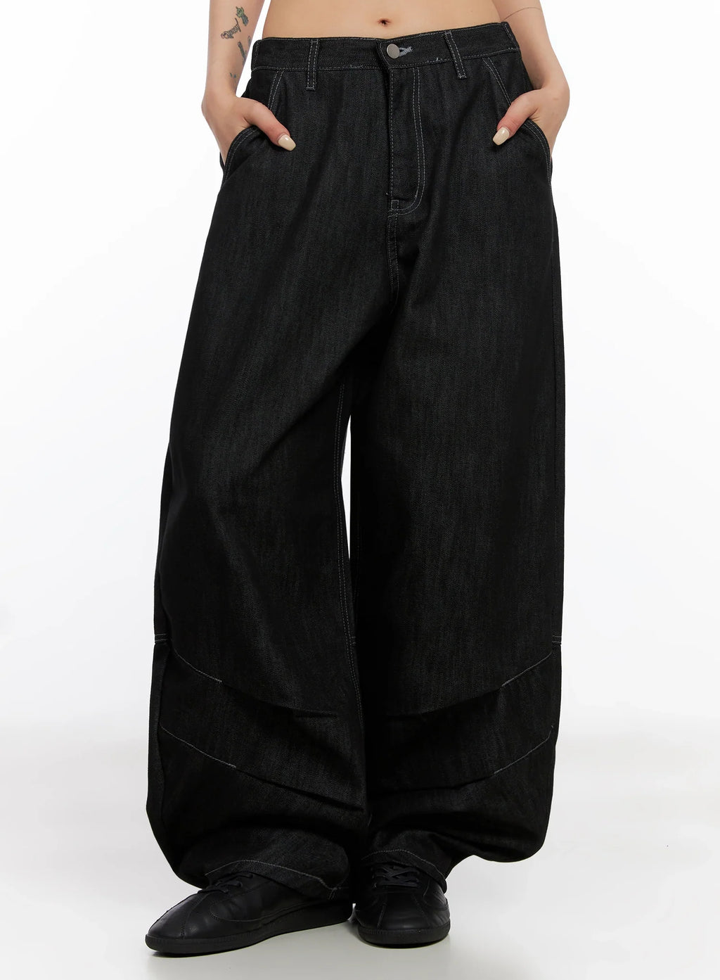 Leyla Pin-Tuck Wide-Leg Jeans IS515