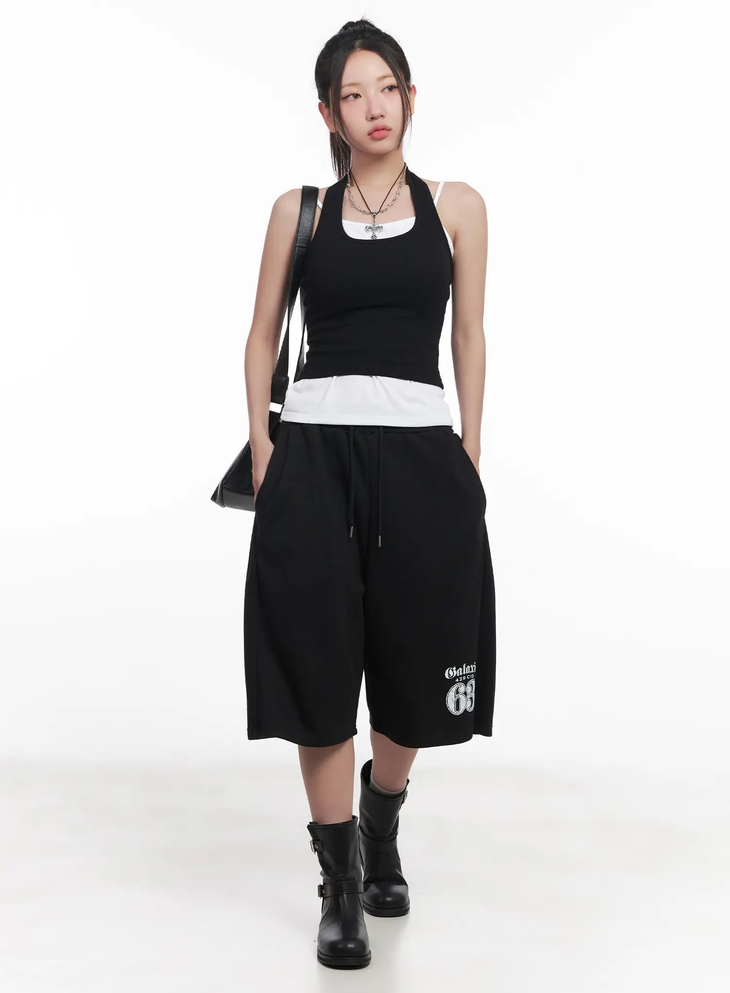 Cropped Halter Top CU517