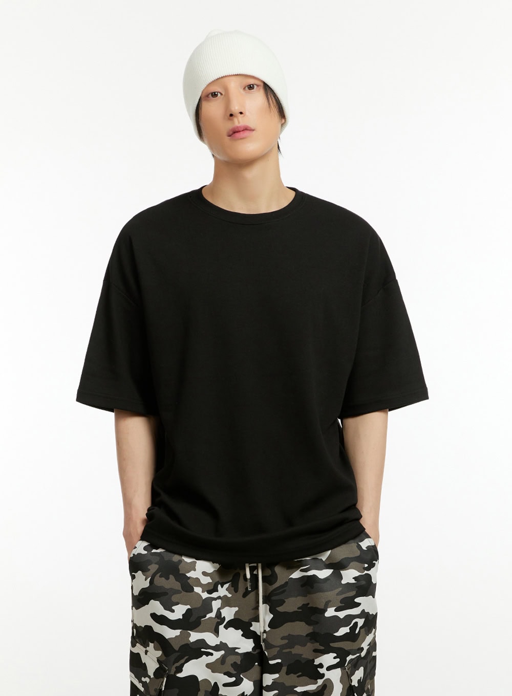 Men's Oversize Round Neck T-Shirt (Black) IL418