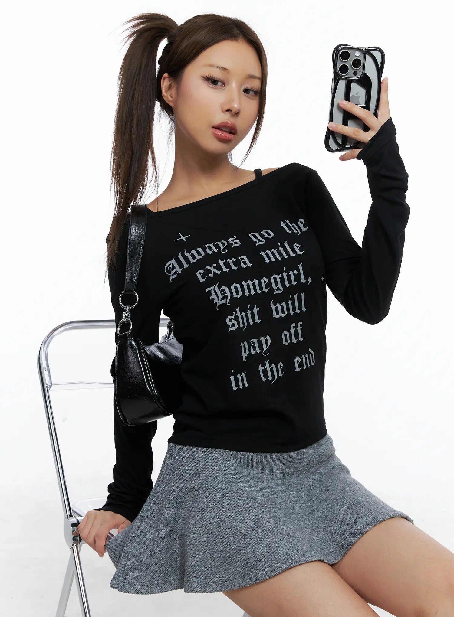 Graphic Off-Shoulder Long Sleeve Top CS505