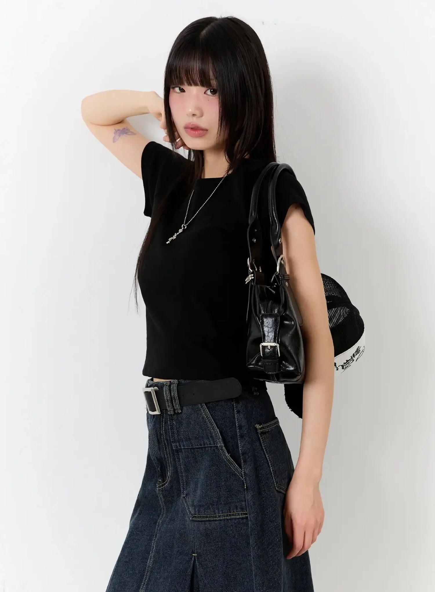 Slim-Fit Cropped Tee IU523