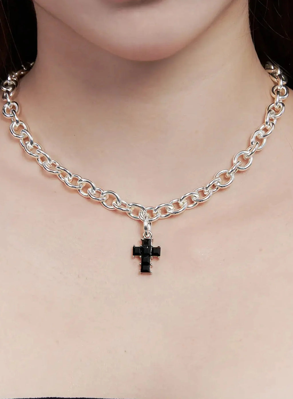 Black Cross Chain Necklace IG528
