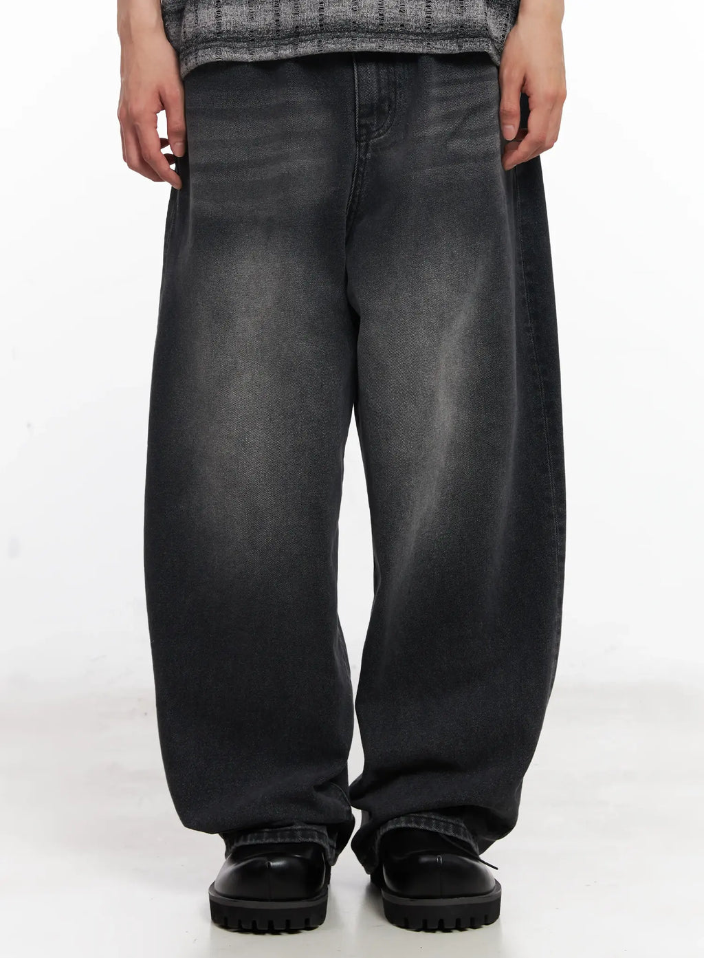 Men's Washed Wide-Leg Jeans IU526