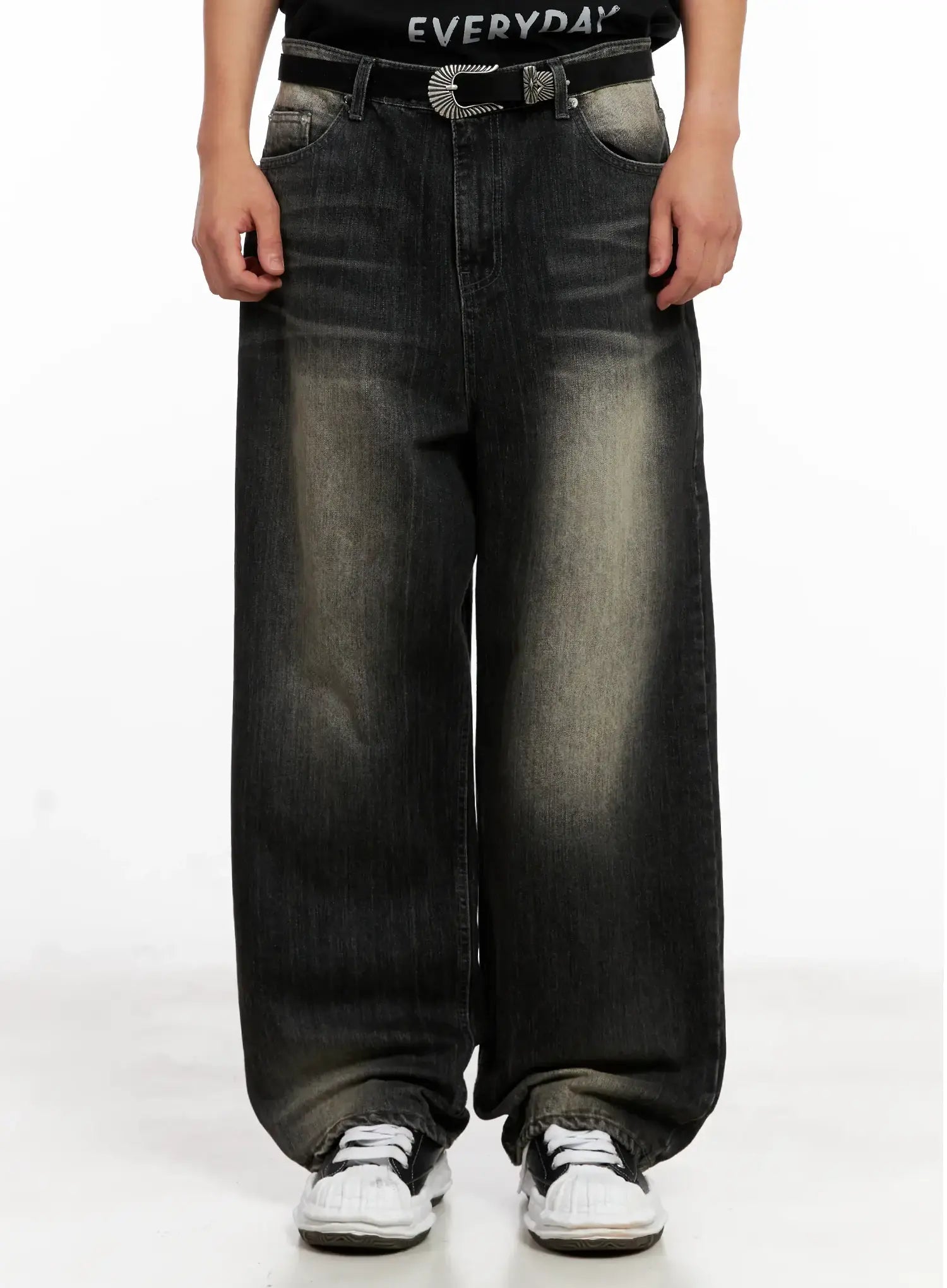 Men's Brushed Wide-Leg Denim Jeans IL521