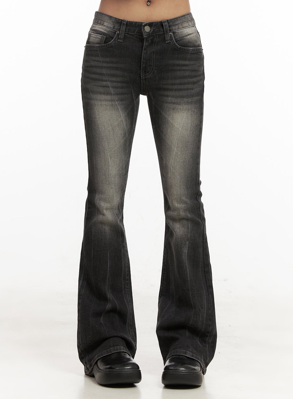 Georgina Low-Rise Flared Jeans CJ507