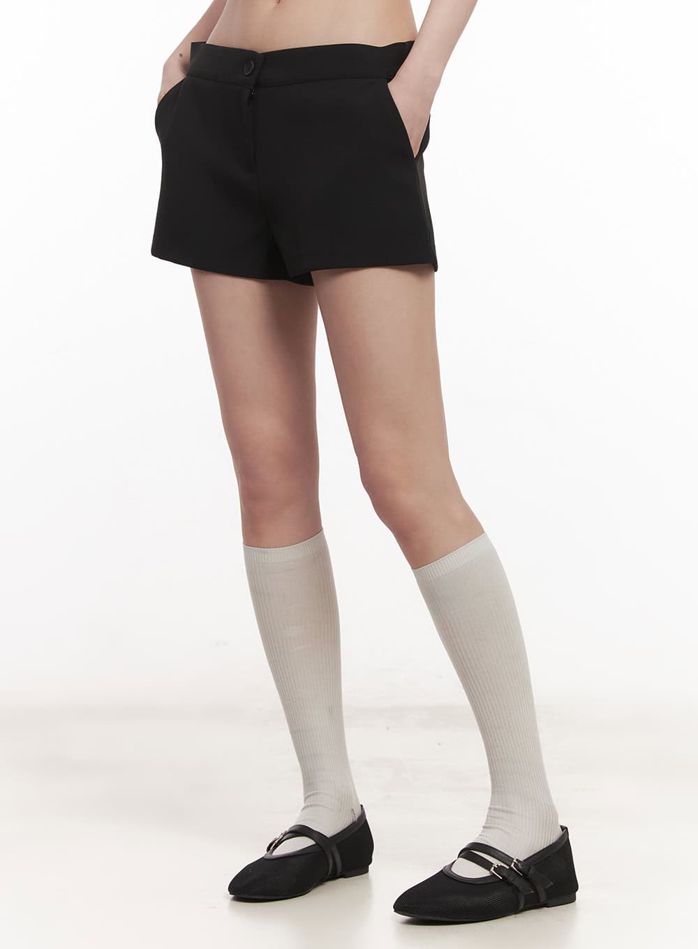 Essential Low-Rise Shorts CM518