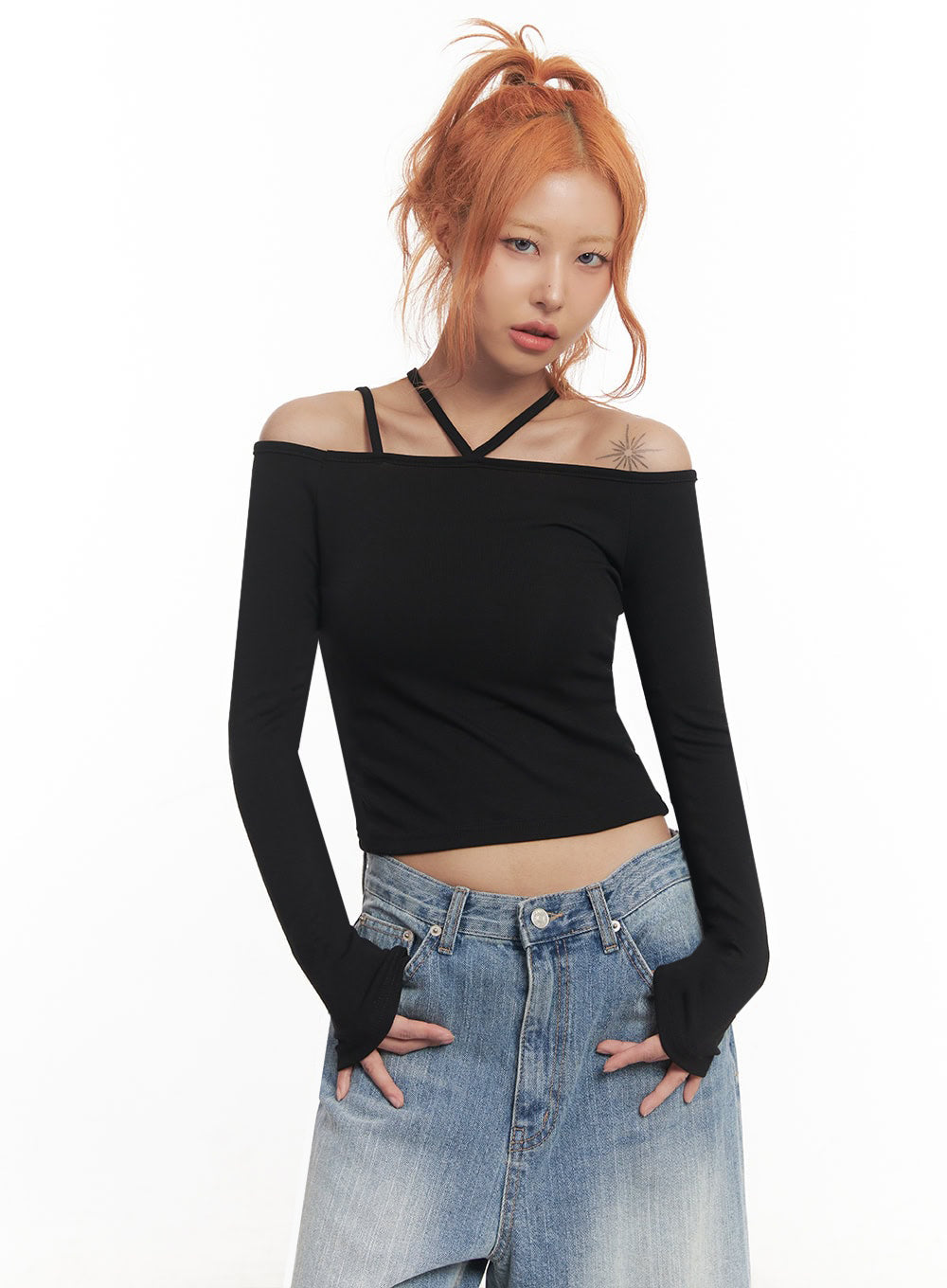 Strap Off-Shoulder Long-Sleeve Crop Top IA517