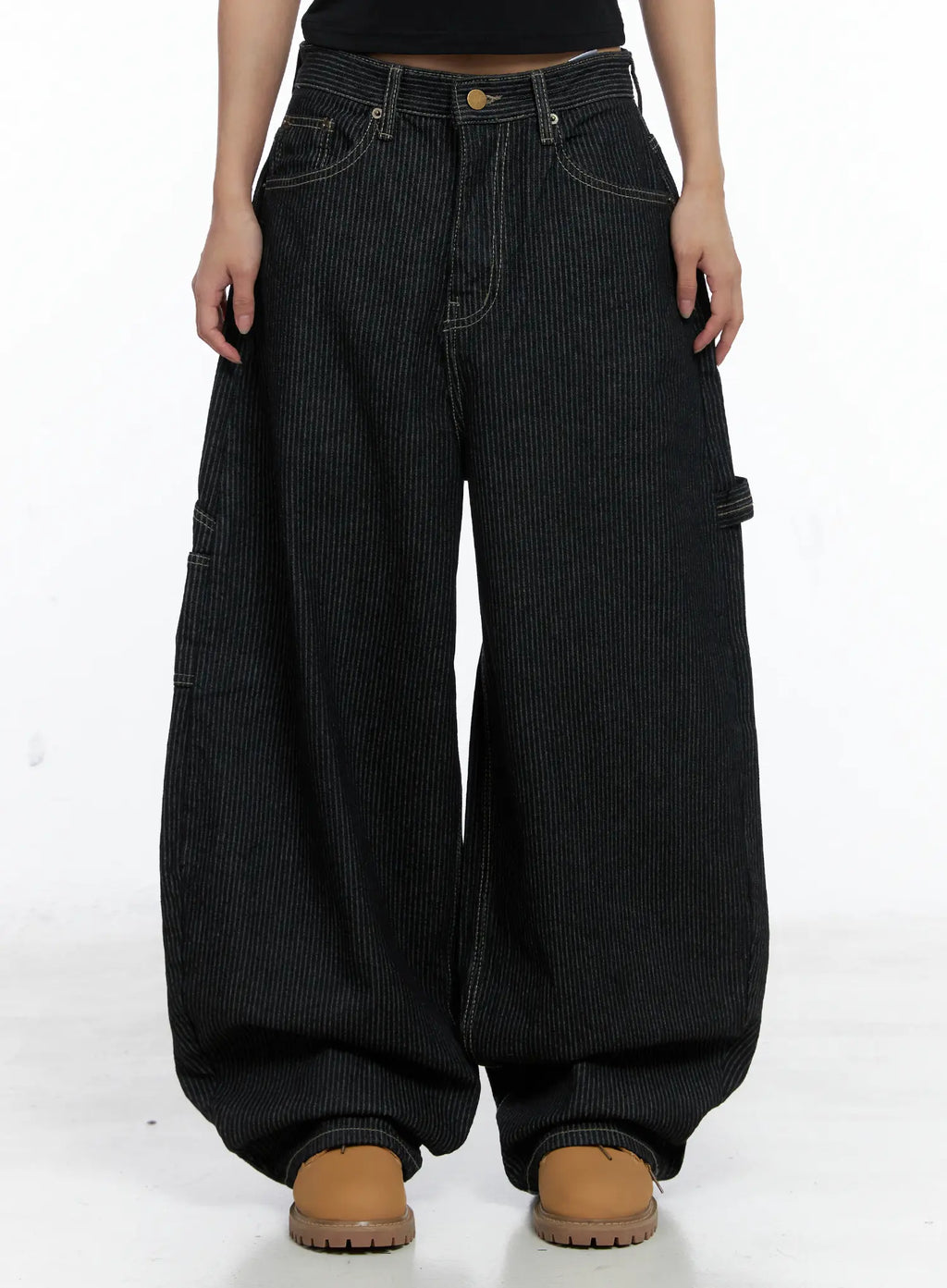 Harris Pocket Patch Wide-Leg Jeans CS505