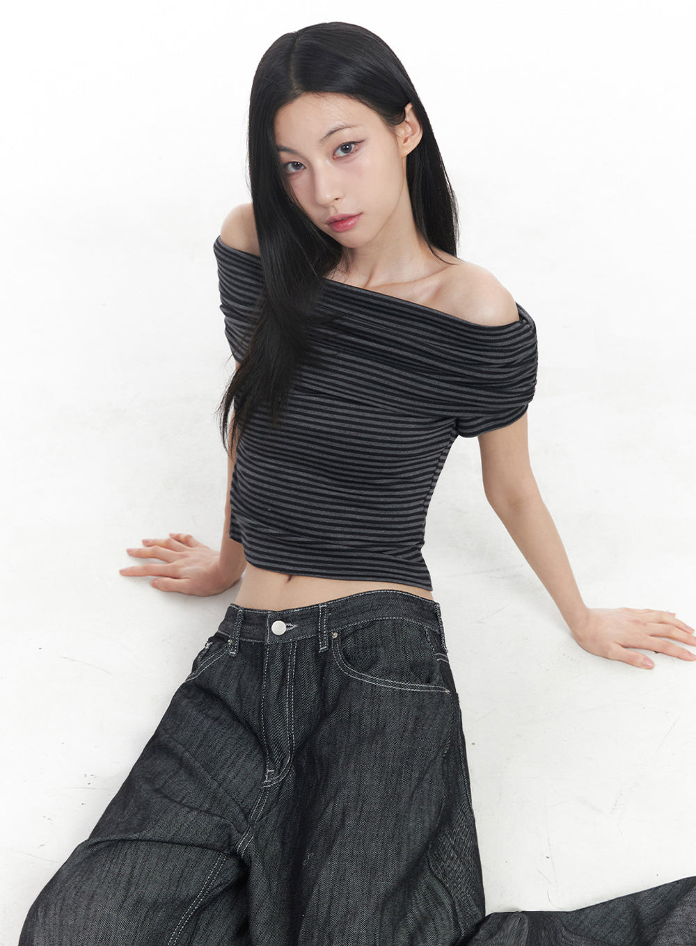 Off-Shoulder Striped Tee IY516