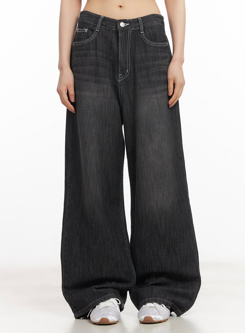 Luna Stitched Washed Wide-Leg Jeans CA523