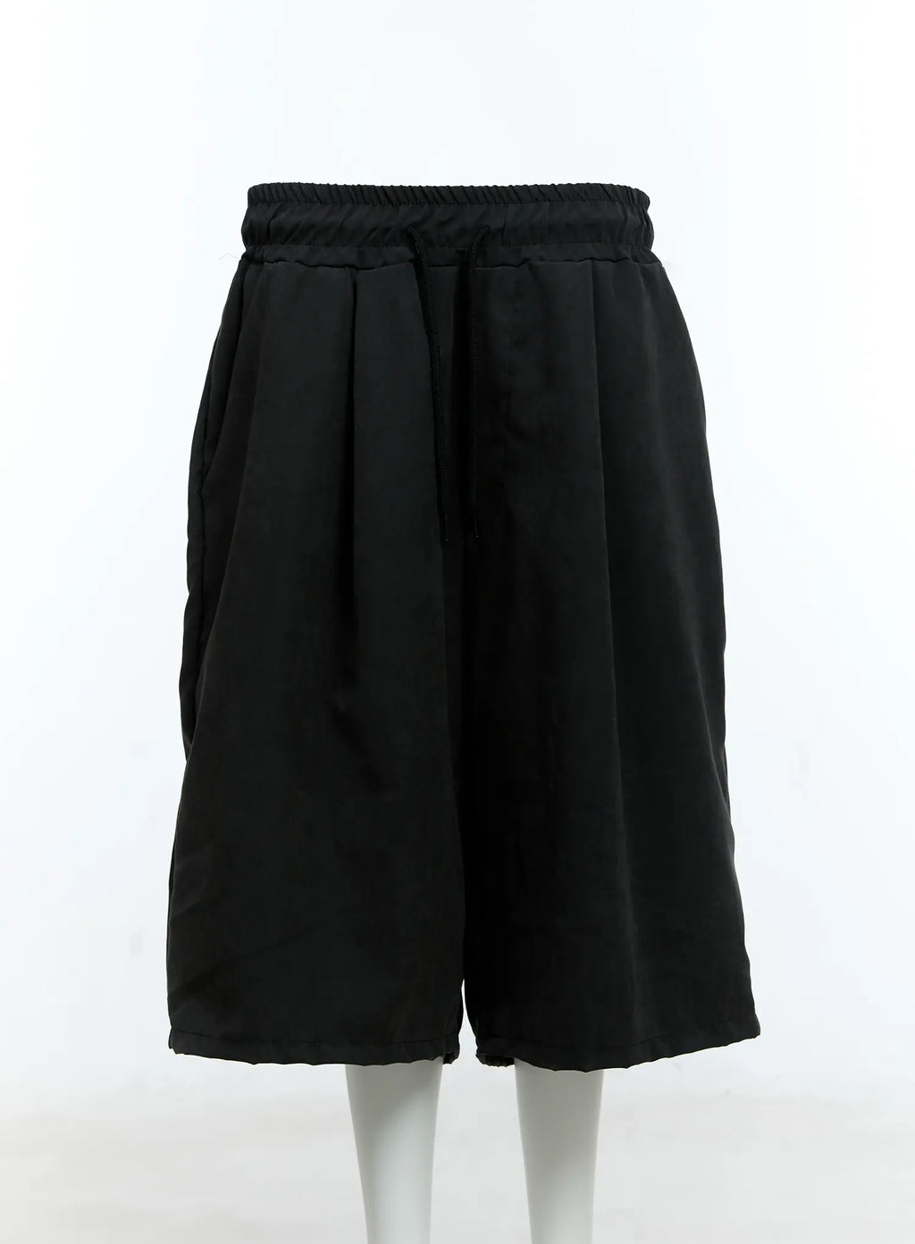 Vintage Washed Beaded Pocket Bermuda Shorts IG512