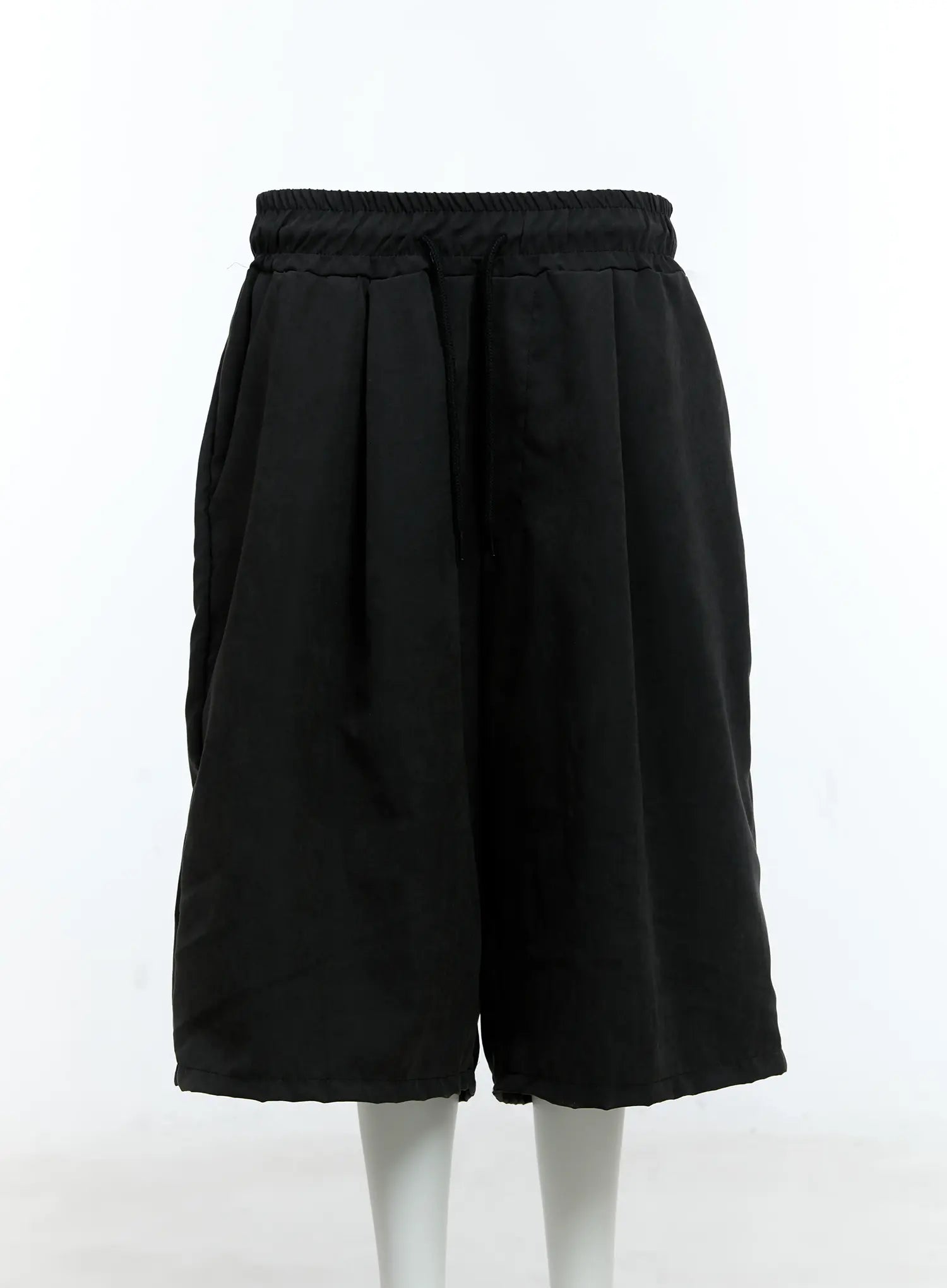 Vintage Washed Beaded Pocket Bermuda Shorts IG512