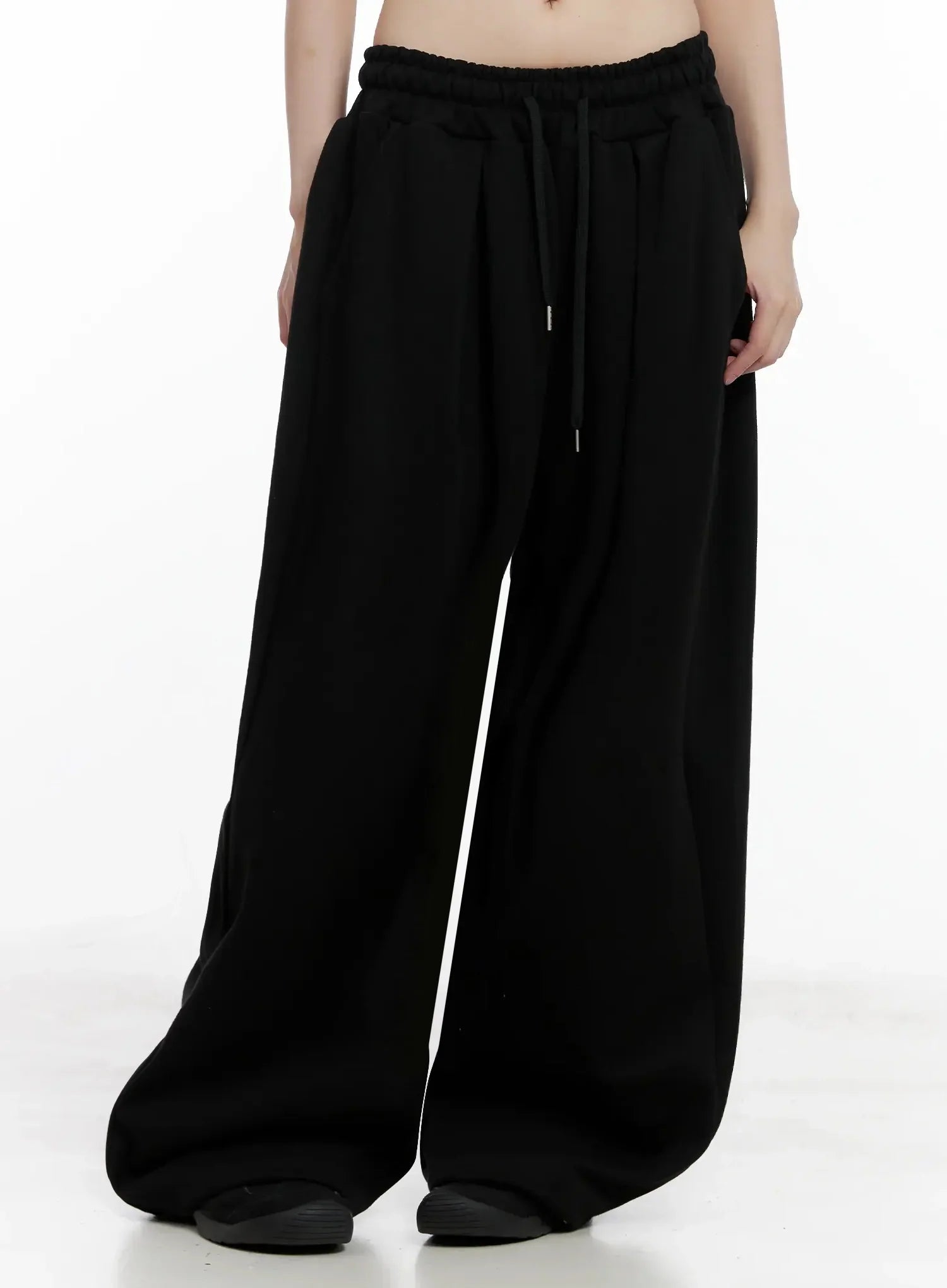 Wide-Leg Drawstring Sweatpants IL528