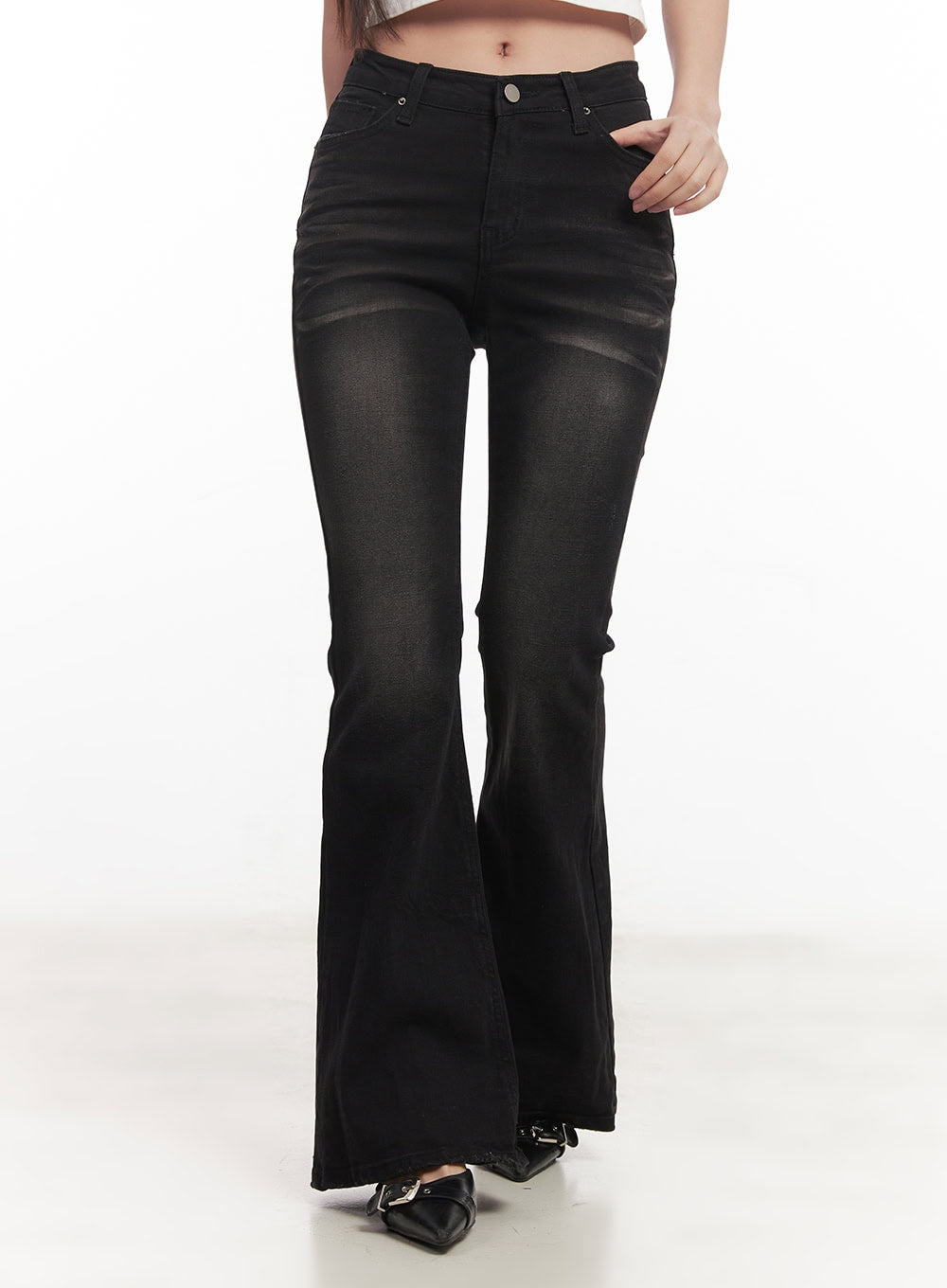 Pratt Slim-Fit Bootcut Jeans CM531