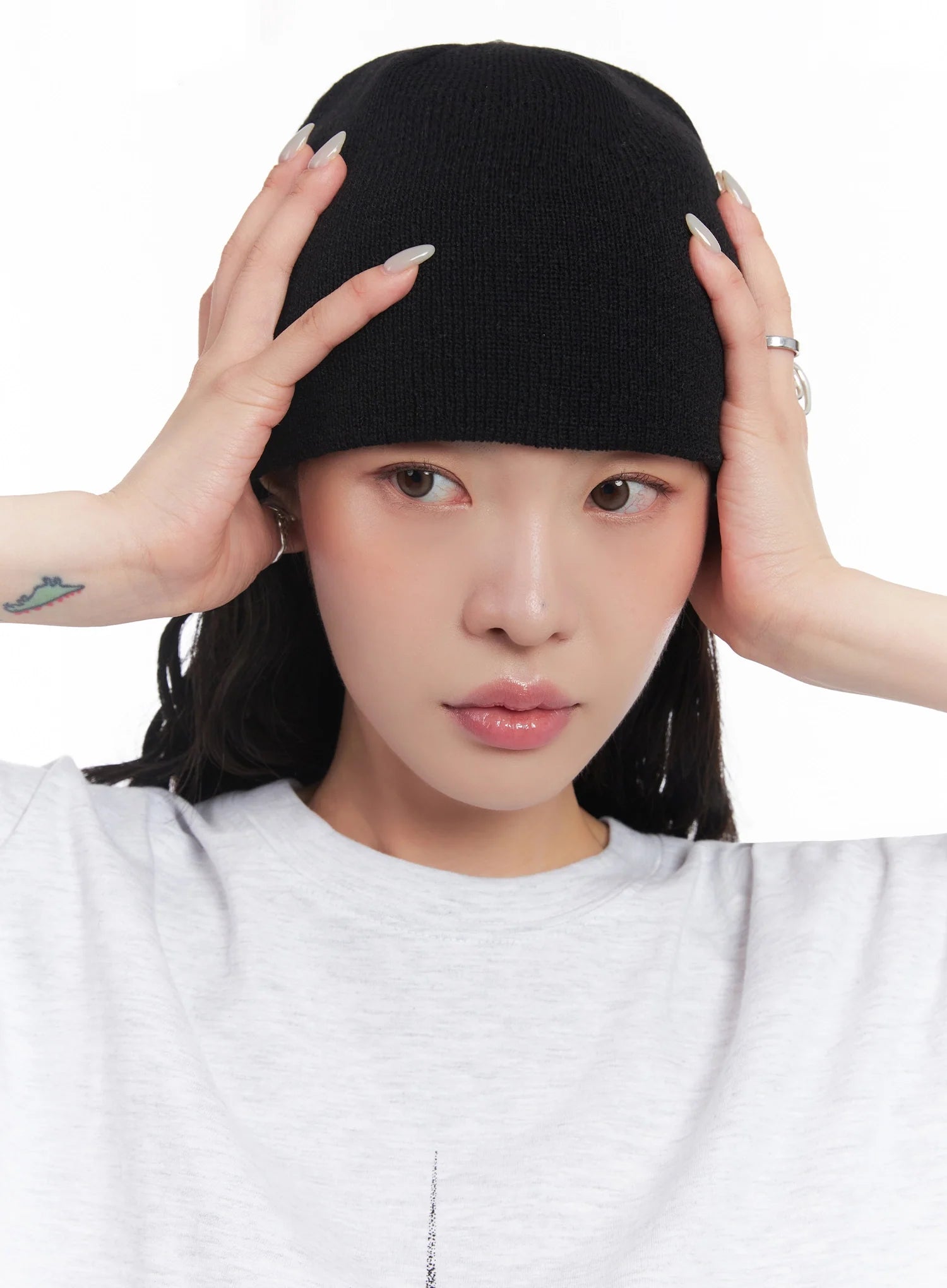 Rivet Edge Knit Beanie IC503