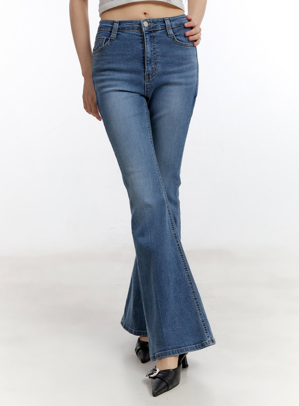 Maris Hip-Pad Bootcut Jeans CA508