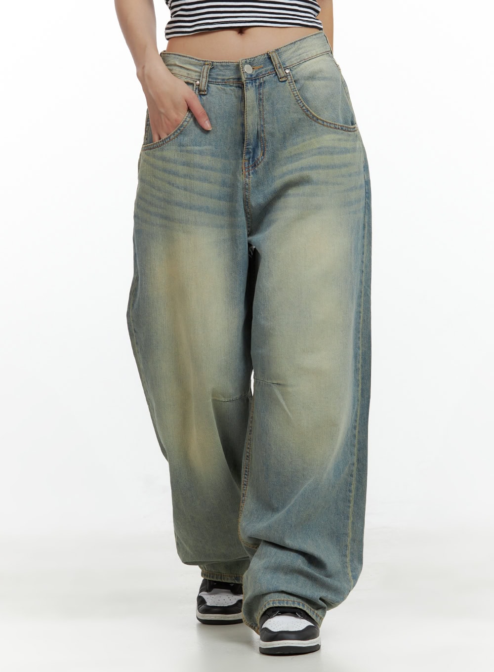 Relaxed Wide-Leg Jeans CU420