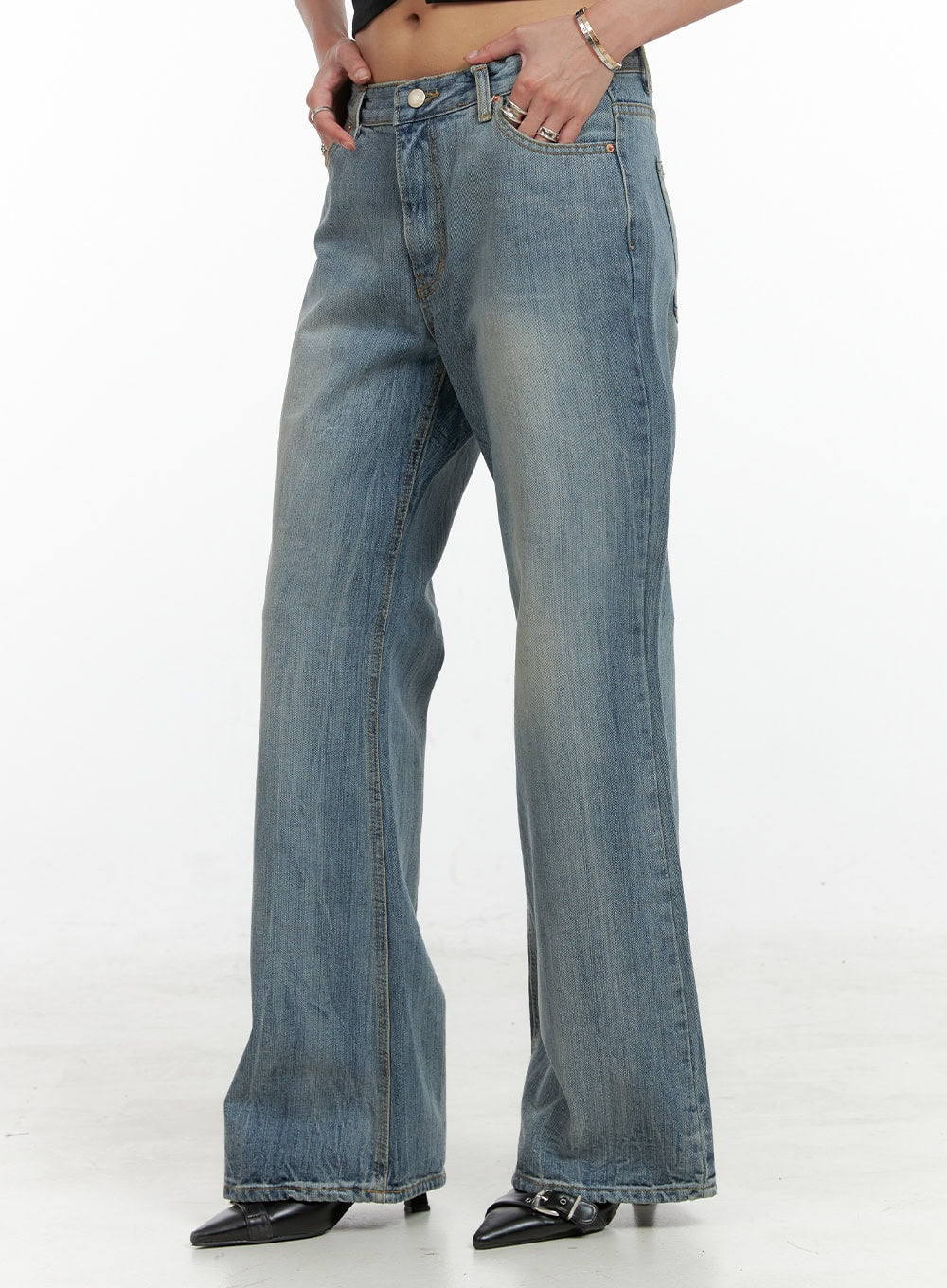 Solid Straight Jeans CL405