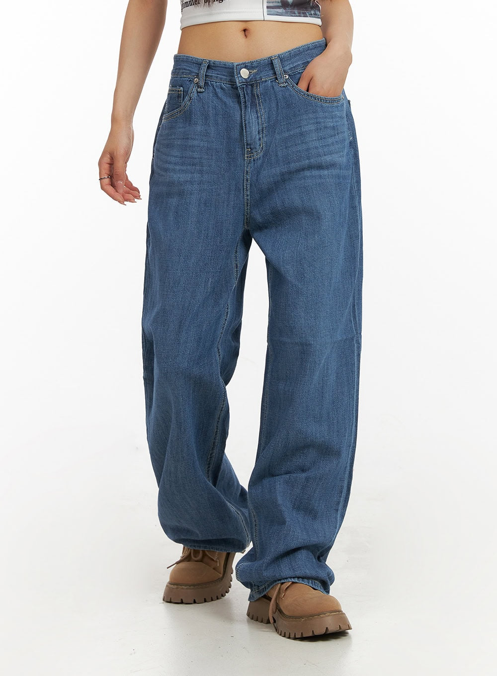 Solid Low Rise Baggy Jeans CY407