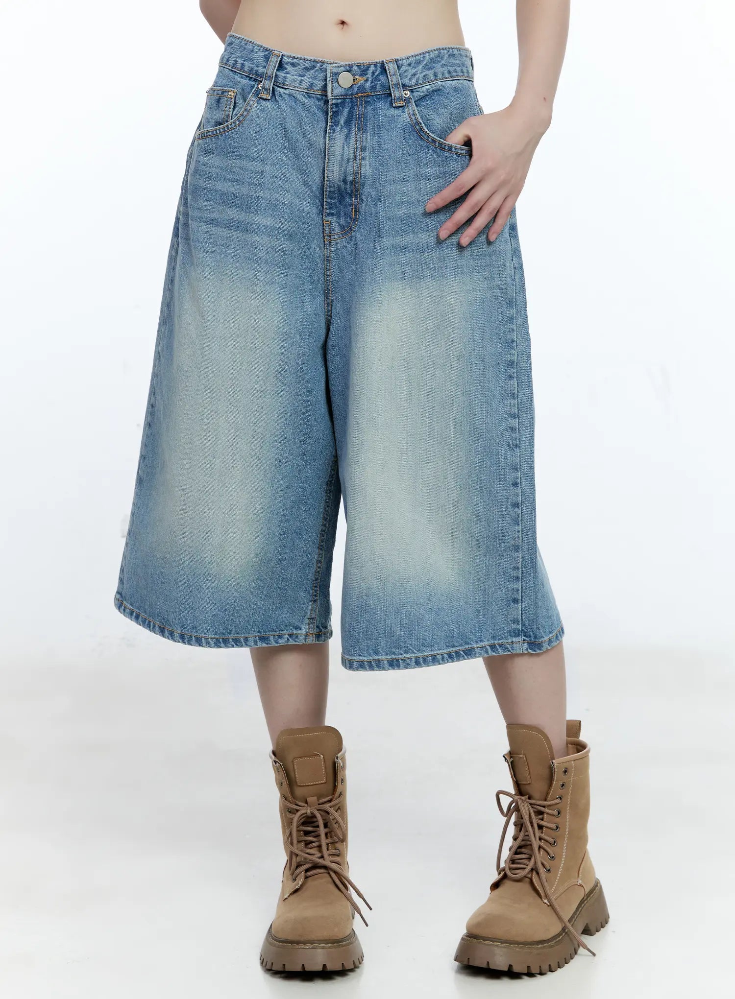 Washed Wide-Leg Jorts CG507