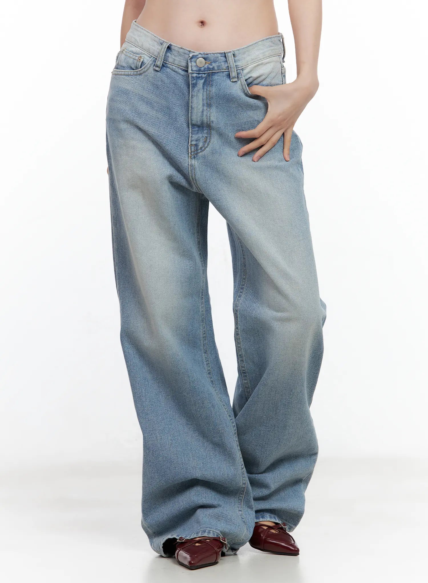 Ina Slouchy Fit Jeans CL502