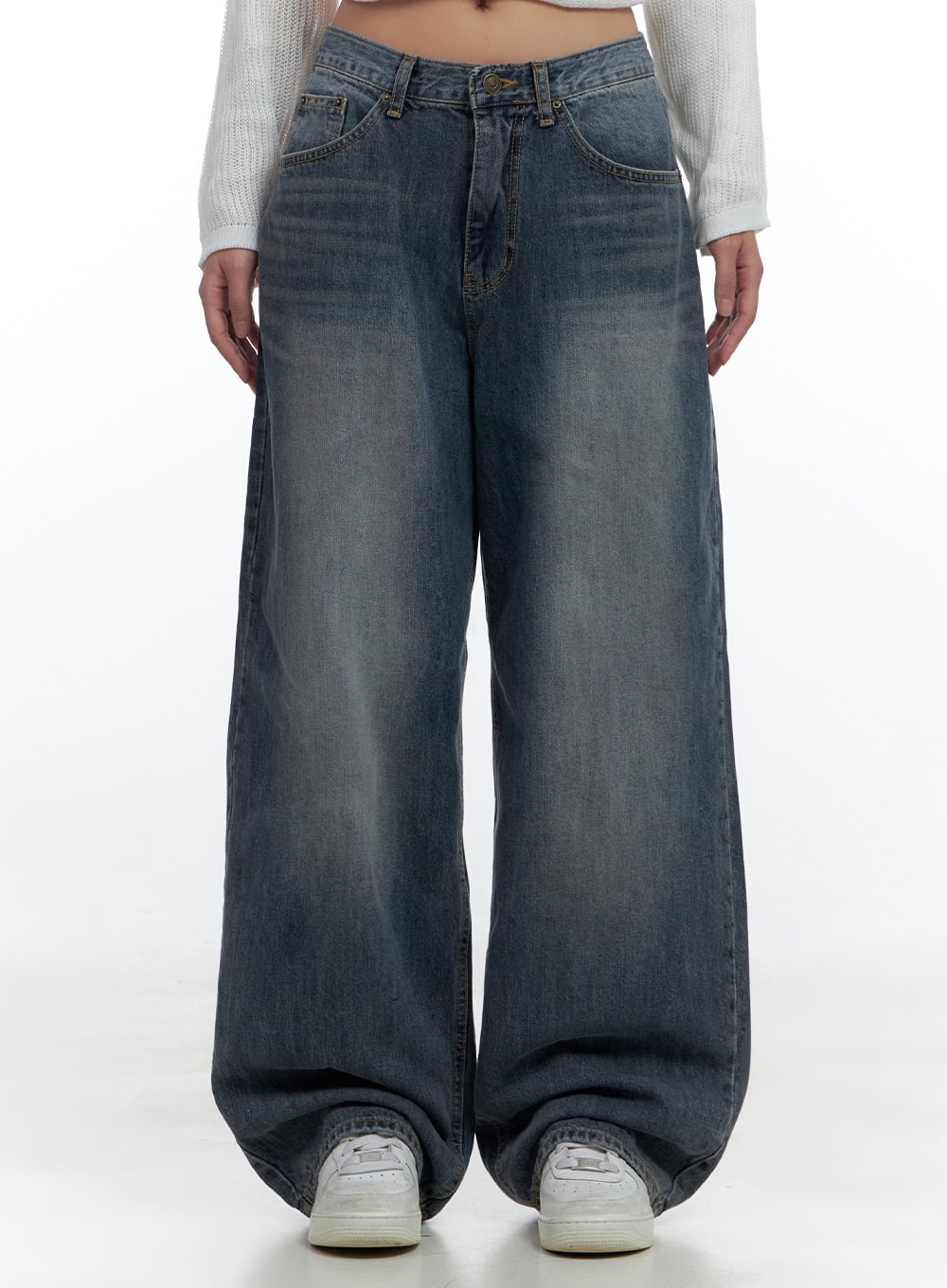 Lana Oversized Wide-Leg Jeans CS425