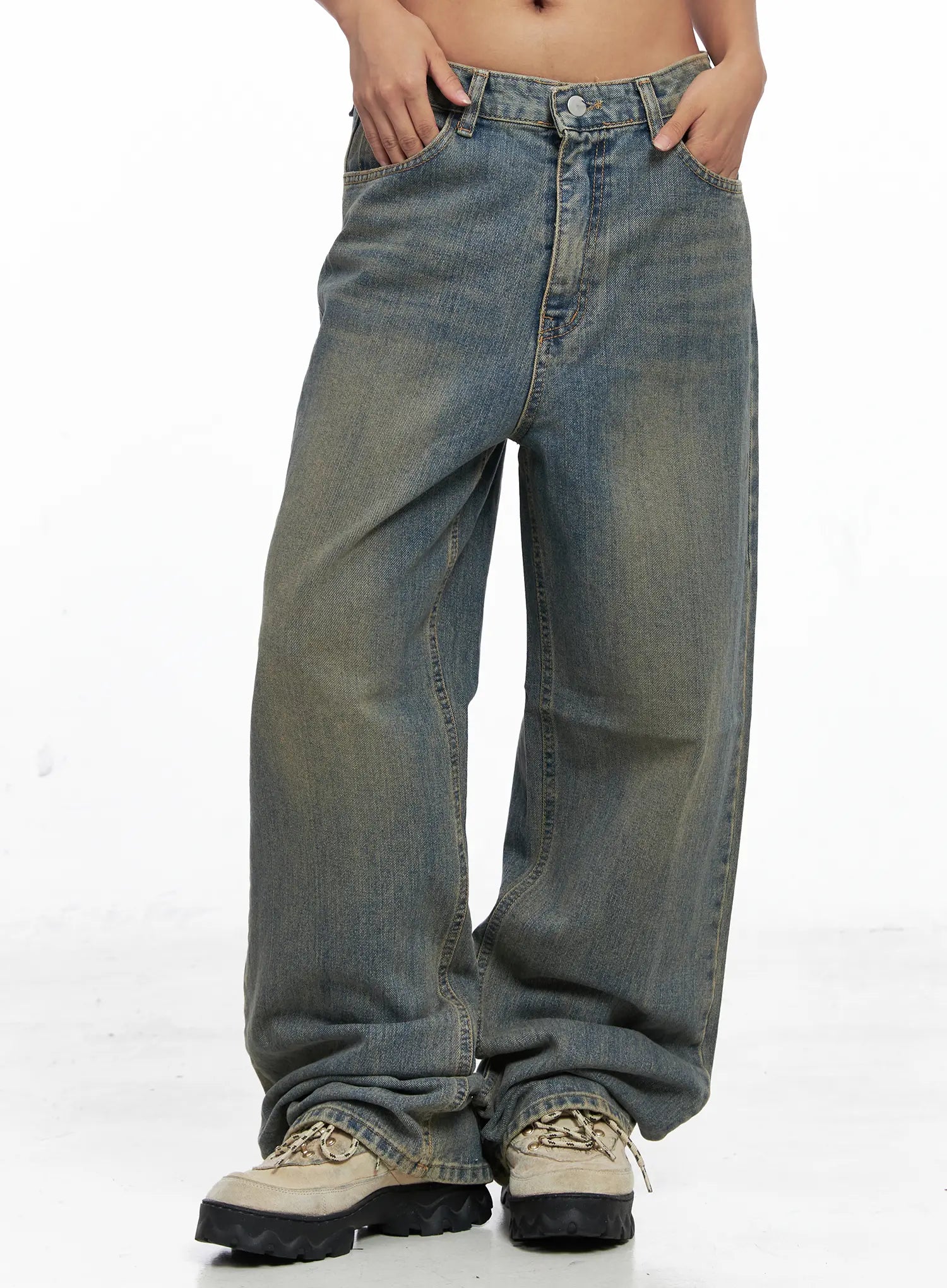 Denver Vintage Washed Semi-Wide Jeans CO513