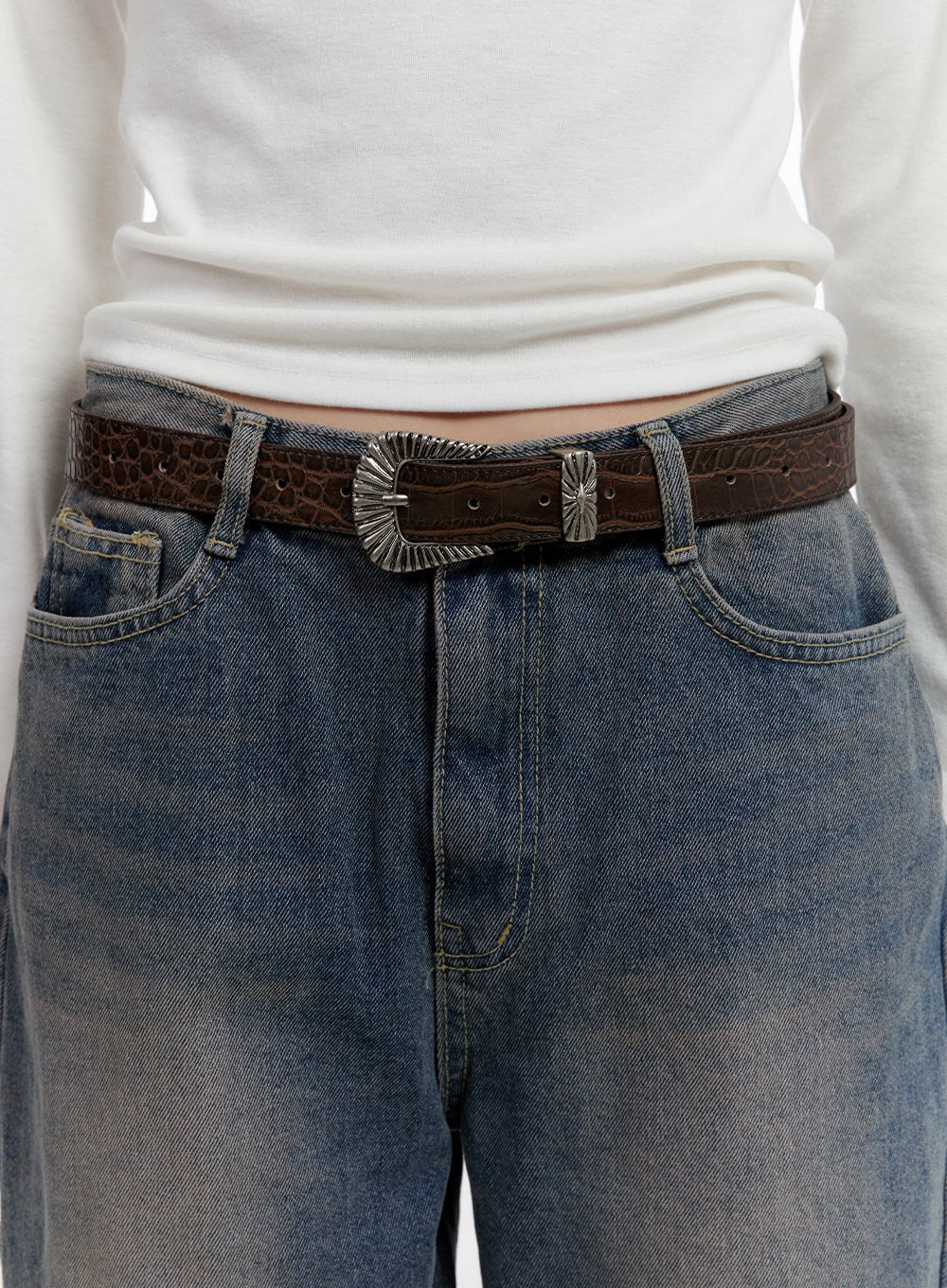 Sleek Faux Leather Belt CN420