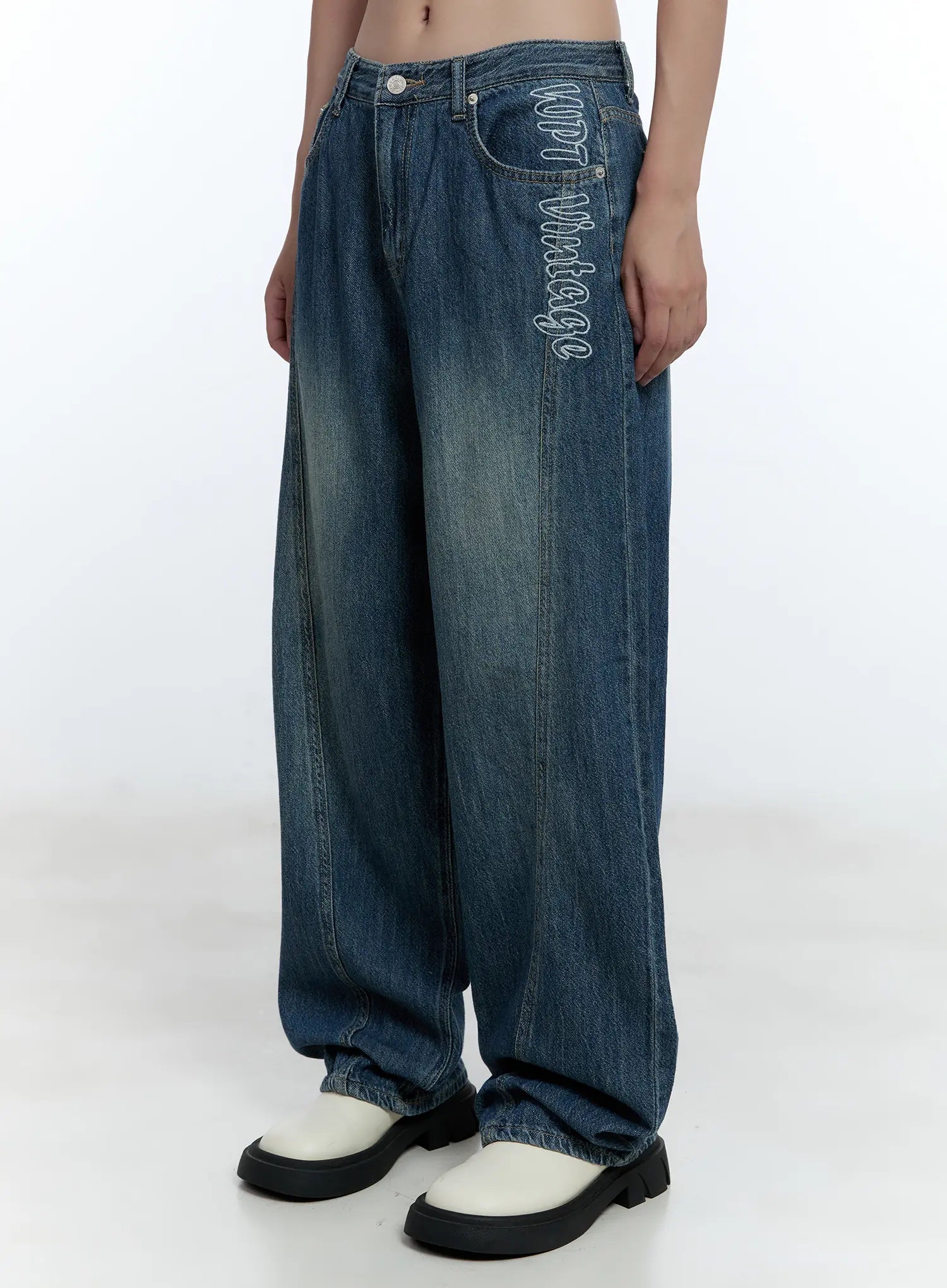 Haru Embroidered Wide-Leg Jeans CU527