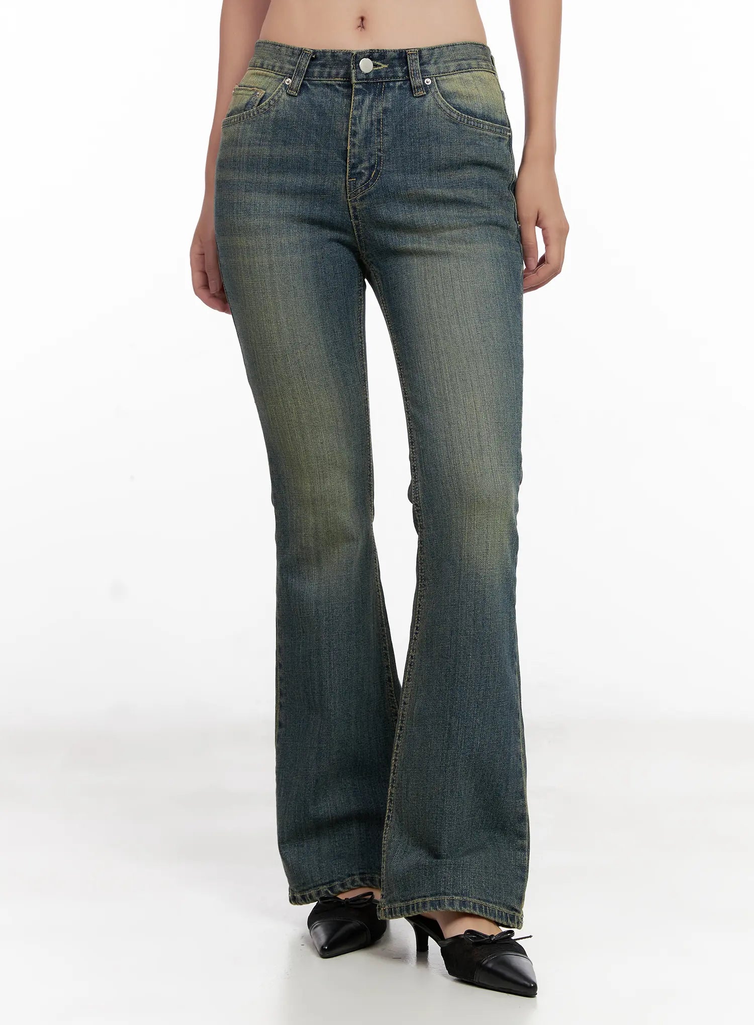 Yoori Vintage-Wash Flare Jeans CL518