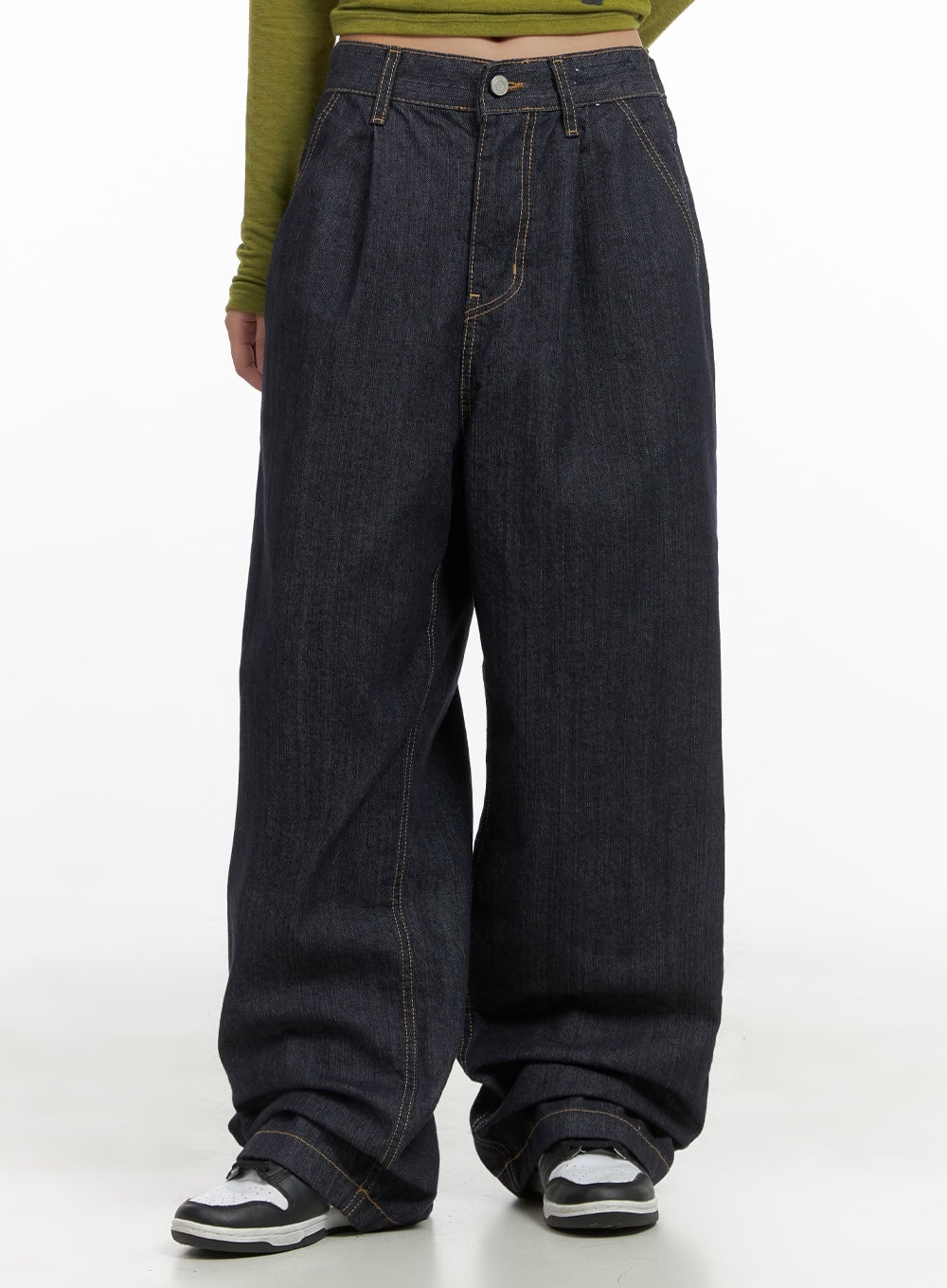 Lola Pintuck Baggy Jeans CO402