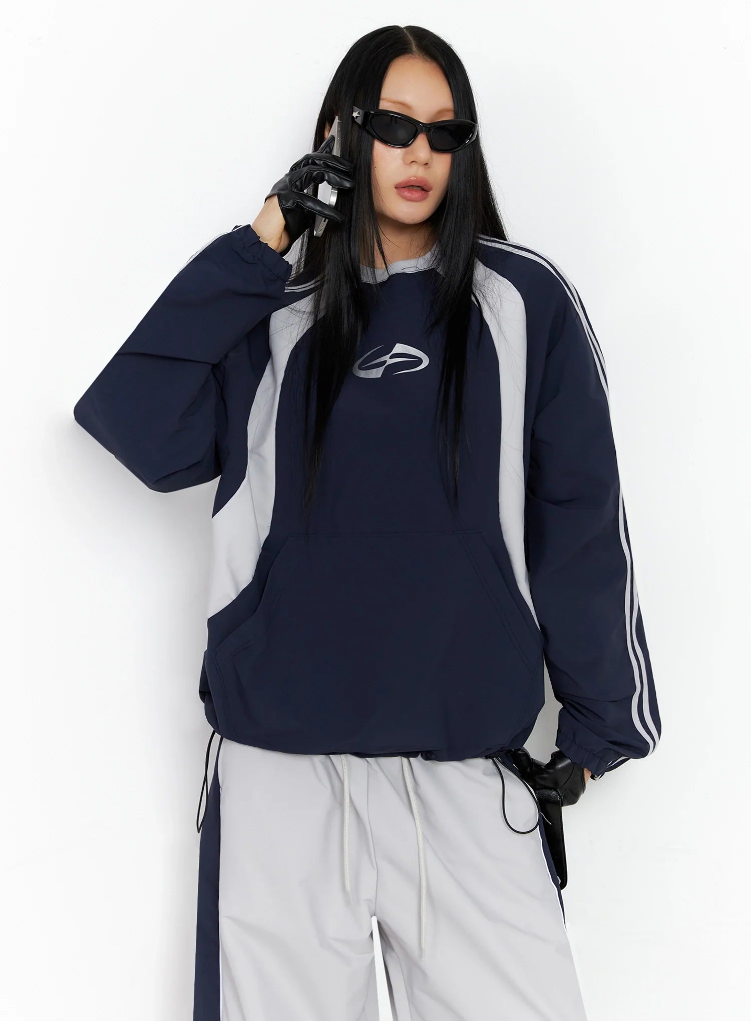 Two-Tone Raglan Sweatshirt CO516