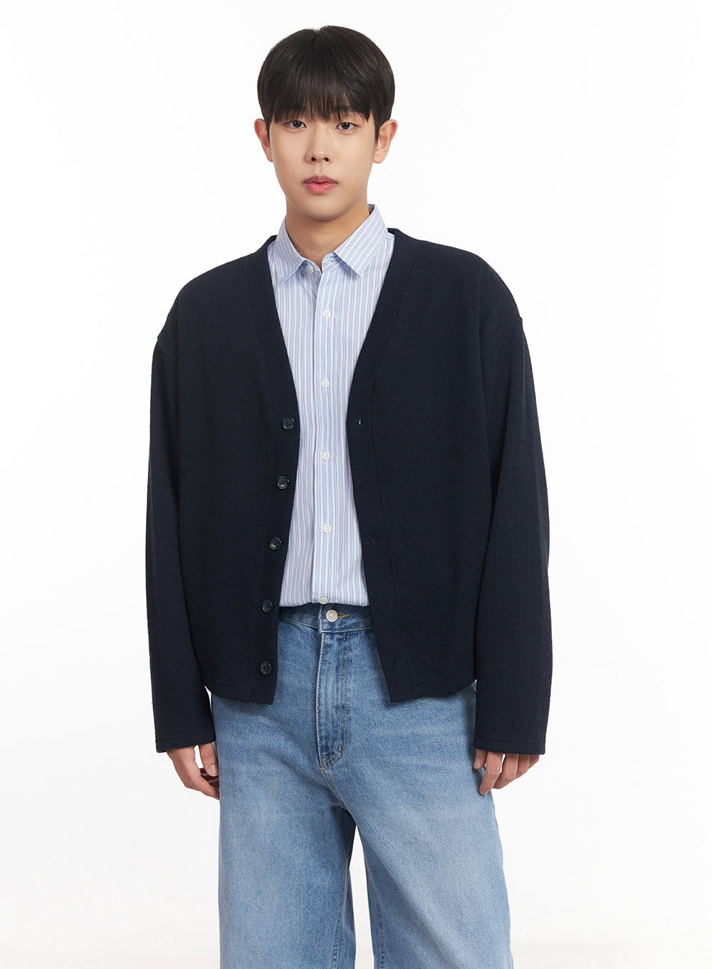 Men's V-Neck Buttoned Cardigan IM527