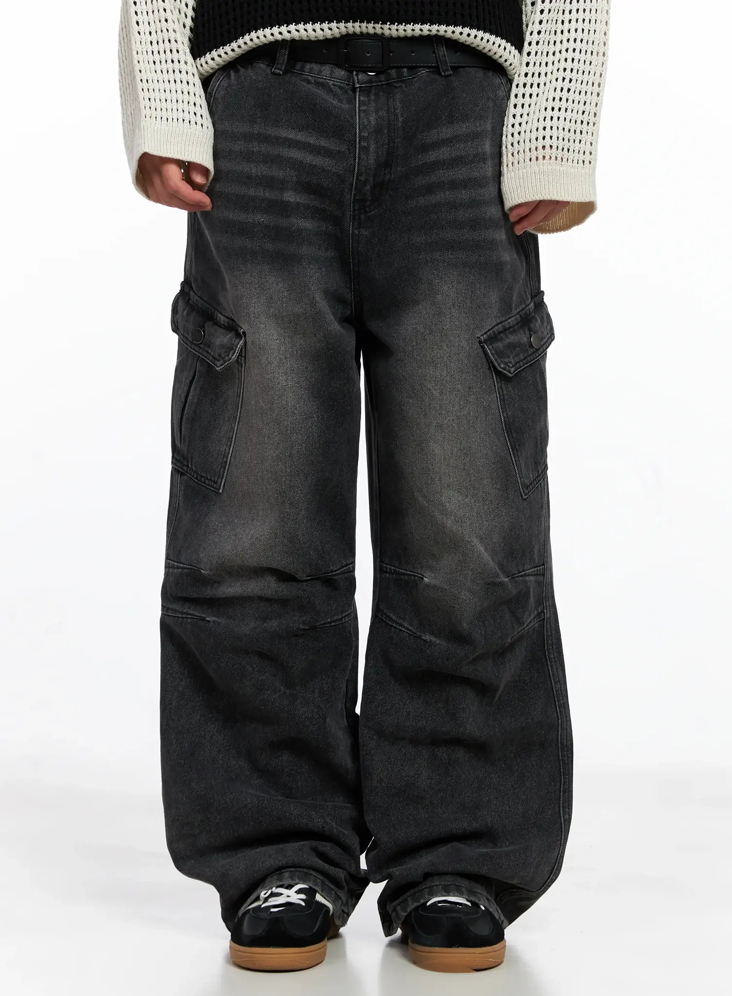 Men's Double Darted Cargo Wide-Leg Jeans IS509