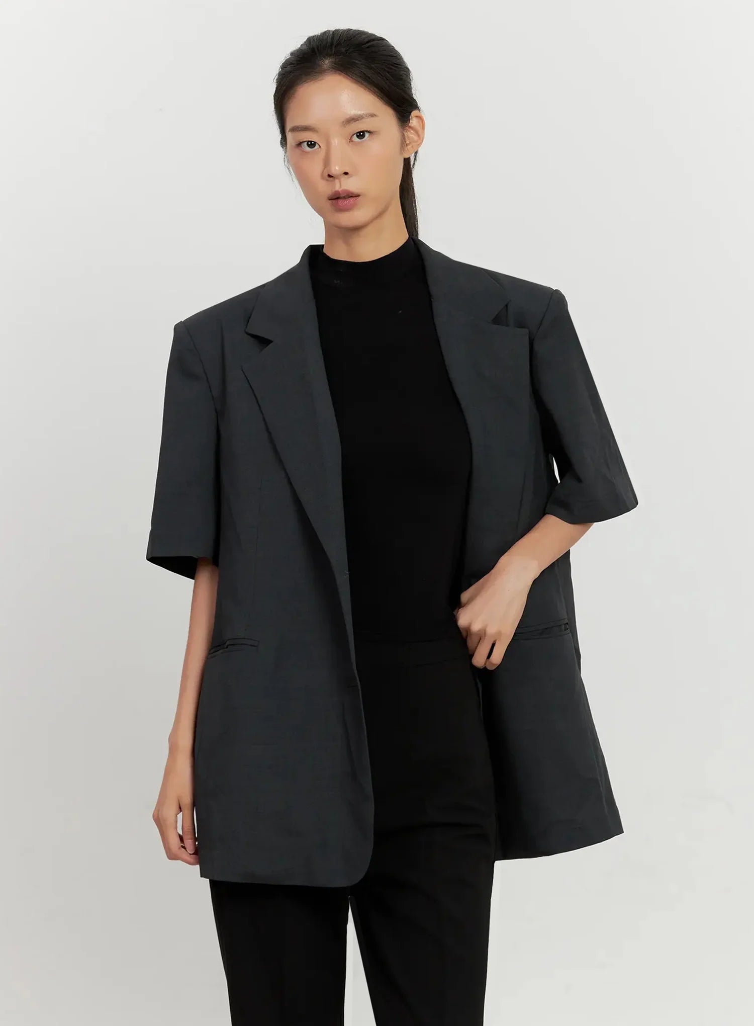 Boxy Short-Sleeve Blazer IL528