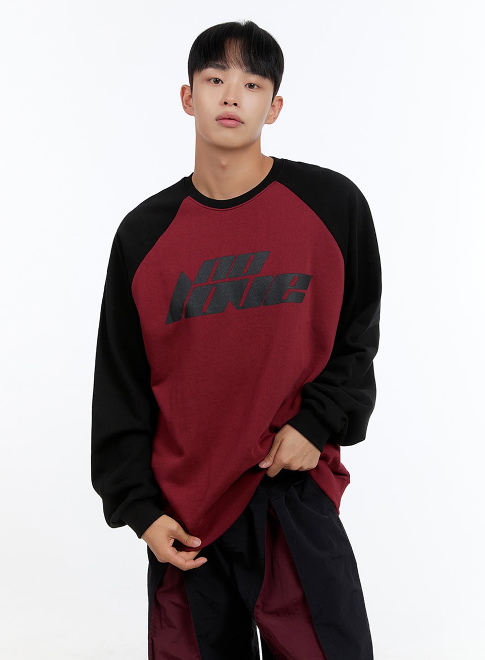 Men's Cotton Graphic Raglan Sweatshirt IS413